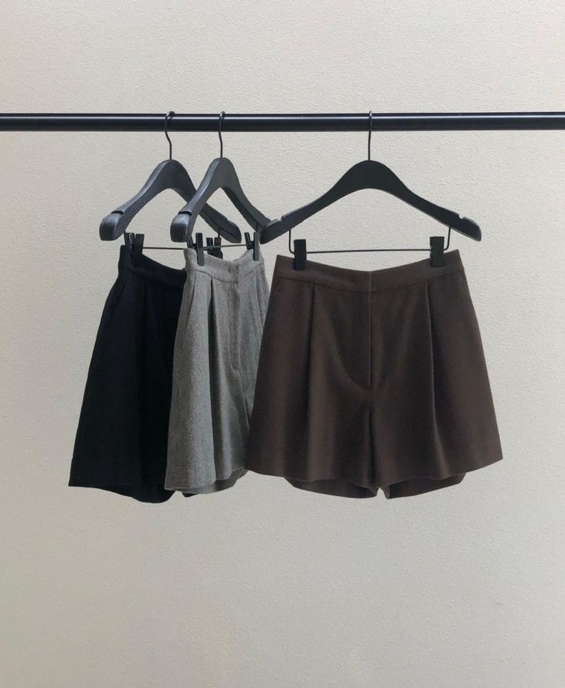 (블랙,브라운 당일) OUNCE 온스 베셋 울 쇼츠 뒷 밴딩 반바지 Bessette wool shorts