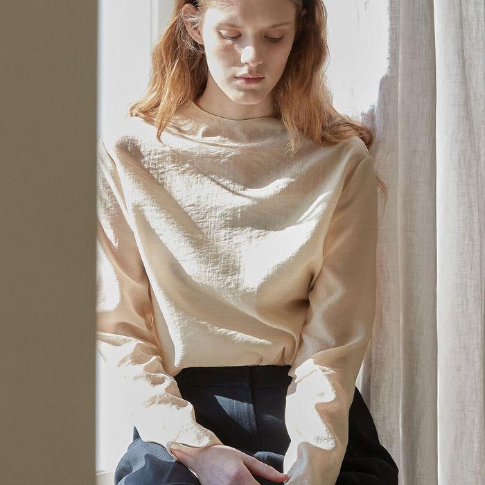 Mock neck sheer top - Beige