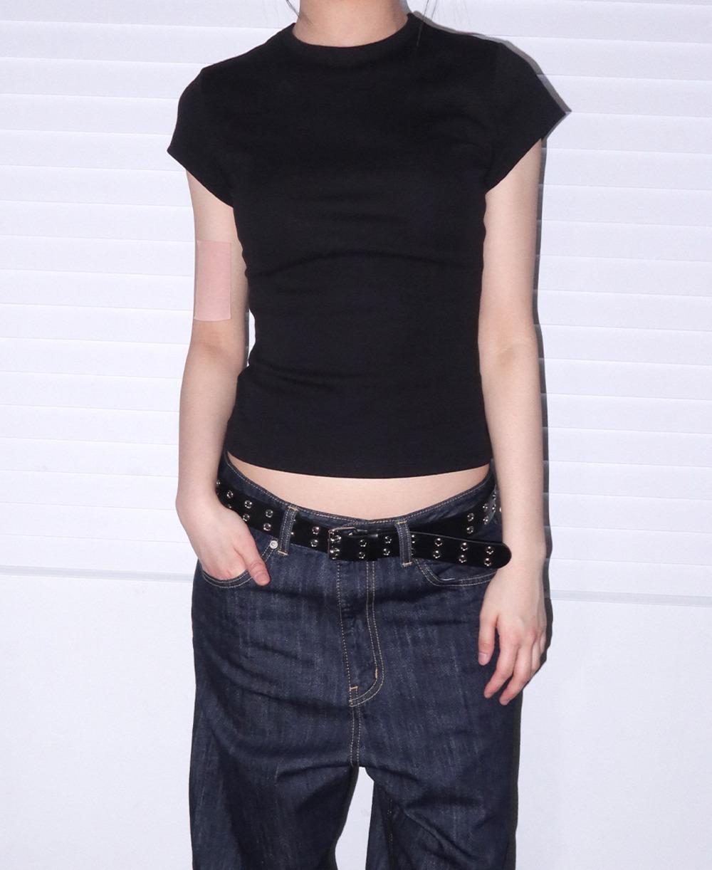 낫띵인커먼 밀로 텐션 캡 반팔티