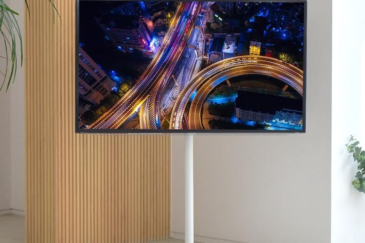 이동식거치대 65" 165cm이하 원형 무빙휠 TV스탠드 국내제작 더써클 CLE-1600