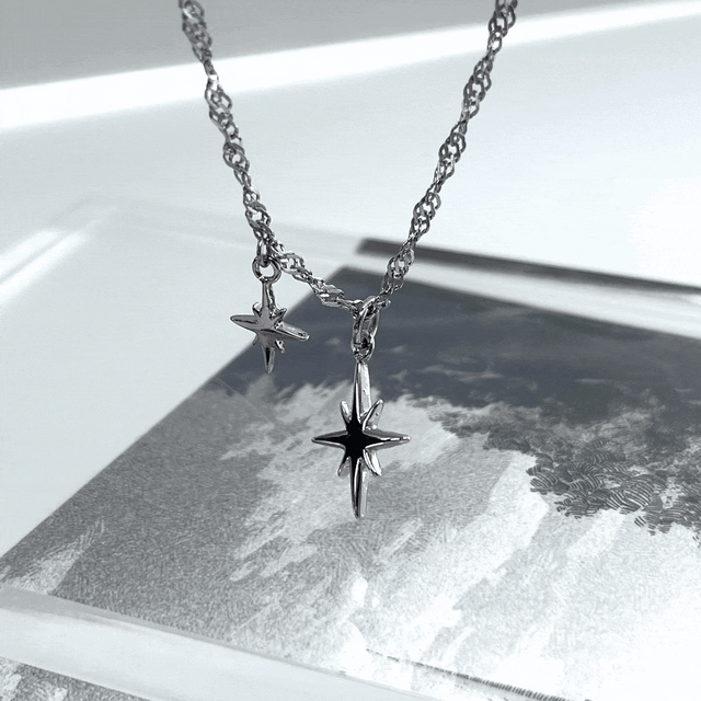 [케플러 휴닝바히에 착용] Sparkling Drop Necklace 별빛 반짝 스파크 스파클링 데일리 목걸이