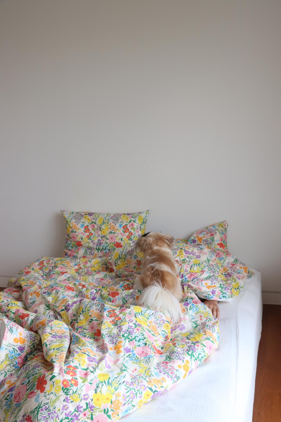 Flower garden bedding