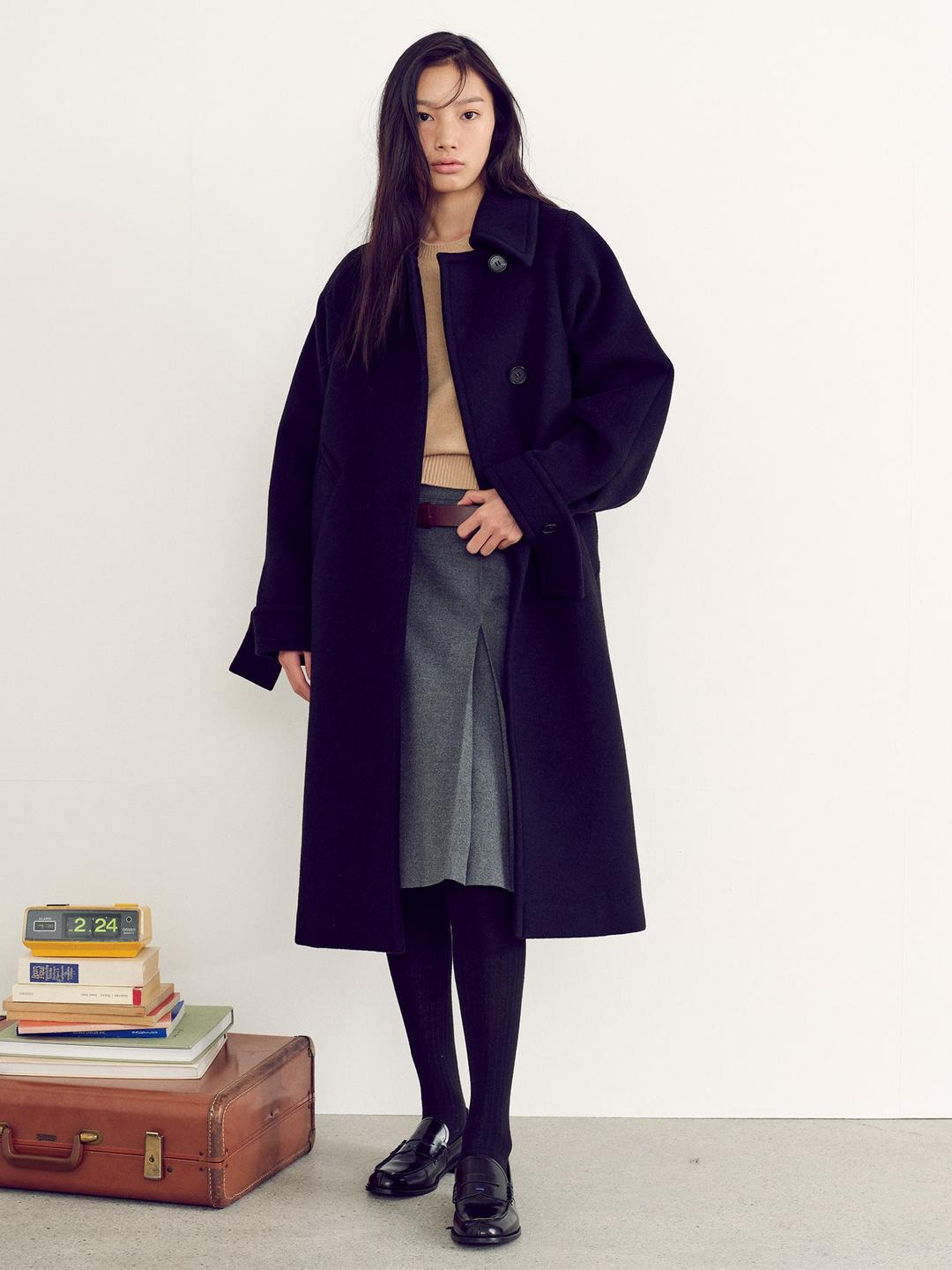 [셀럽착용]Signature Volume Silhouette Coat - Black