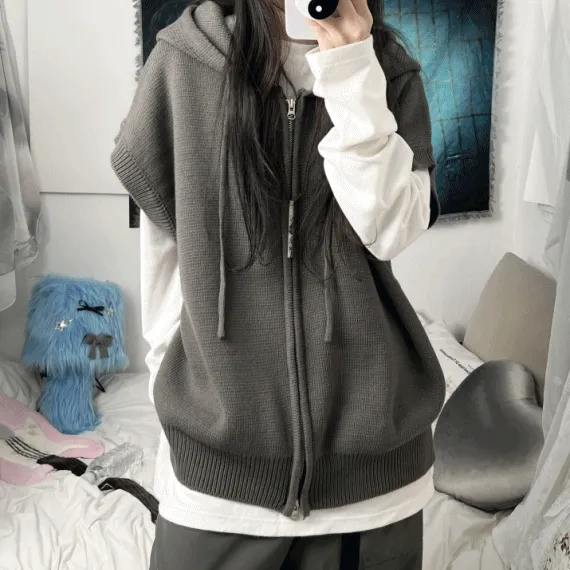 overhole hood zip up vest