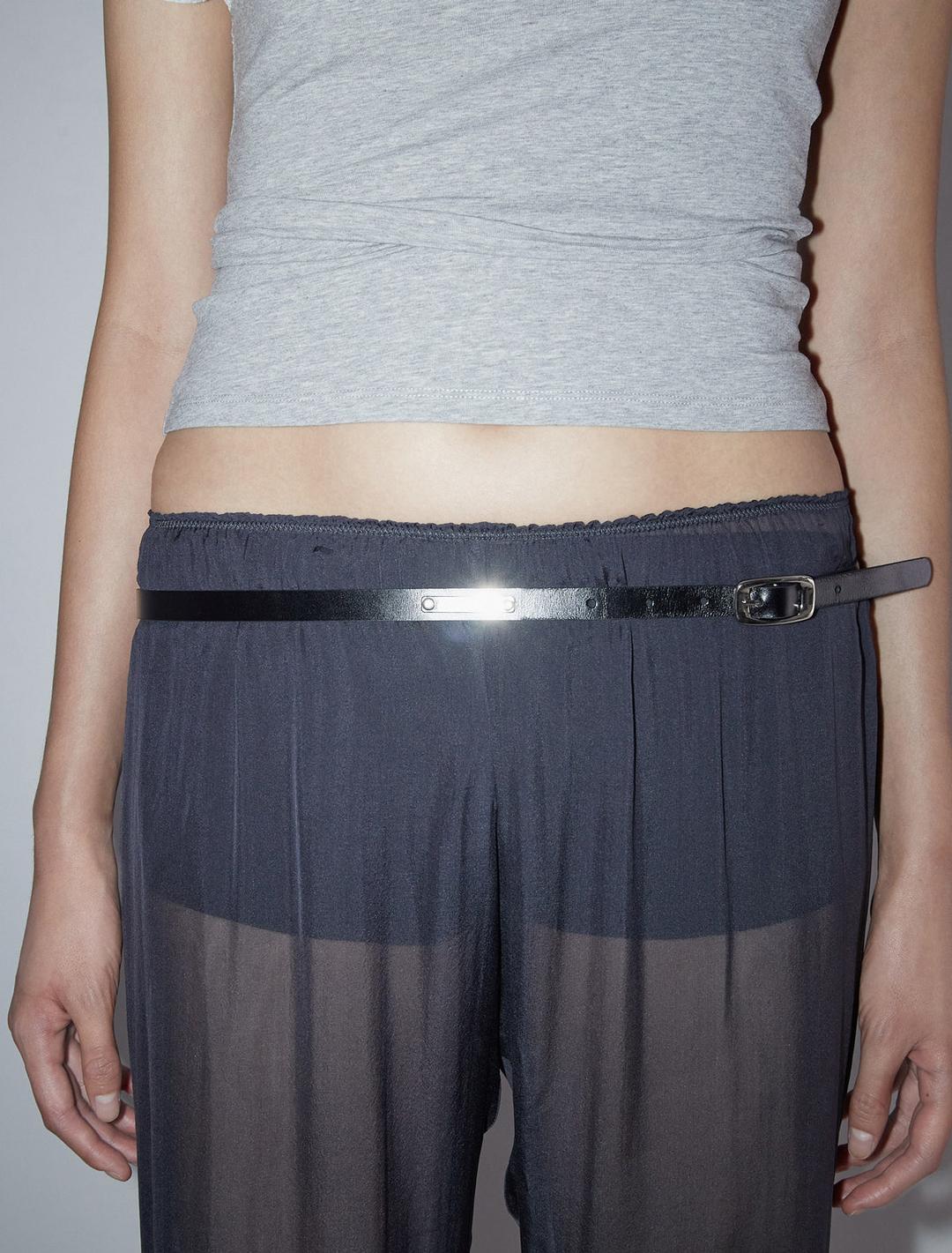 GRETA BELT- Black thin leather belt with paloma wool silver plaque