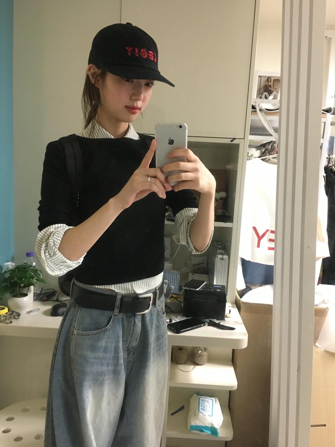 layered sleeve top