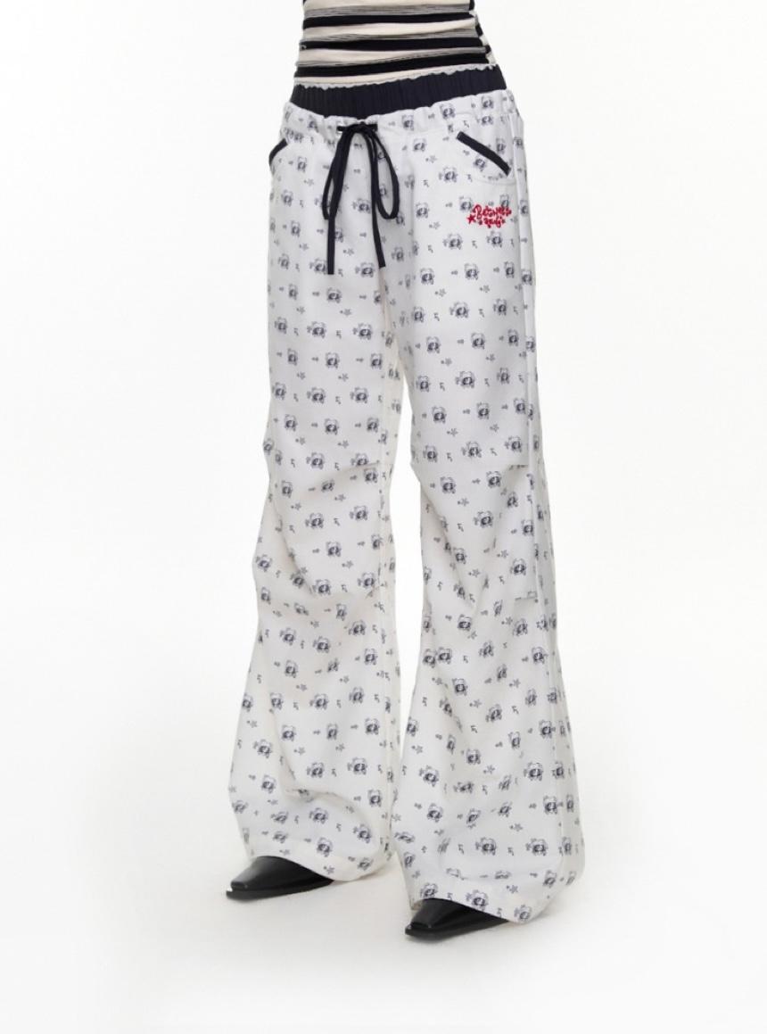 BETWEENAND Double Layer Full Print Wide Pants