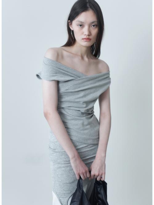 DRAPE CROSS SLEEVELESS / GRAY