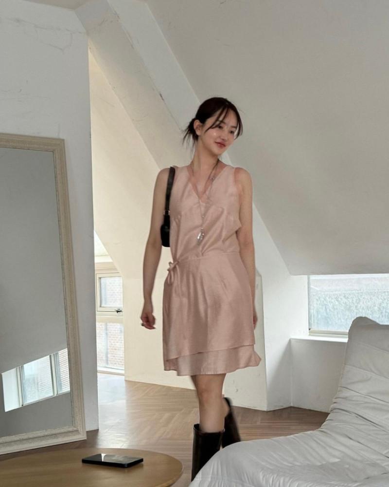 eggis 에그이즈 노바랩 세트 랩스커트 오간자 벨트 미디 원피스 (2 color)