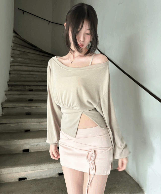 🩰실루엣🩰실캣 오프숄더 맨투맨