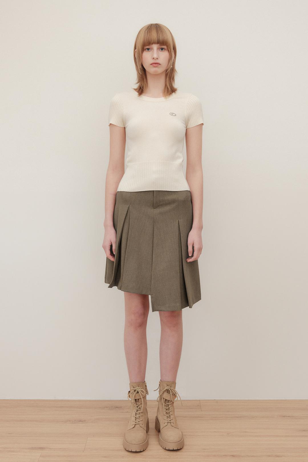 UNBALANCE PLEATS MIDI SKIRT - KHAKI BEIGE