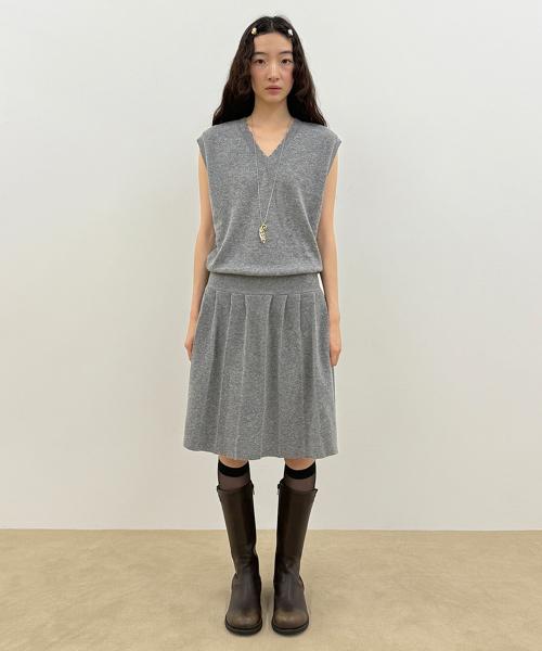 Wool-Blend Pleated Knit Dress (Grey)