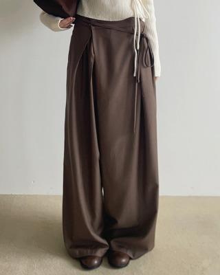 dart strap wide slacks (3color)