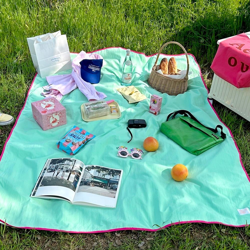 피크닉매트 양면방수 휴대용 돗자리 감성 캠핑 가벼운 예쁜 파우치 M 4인 대형 민트