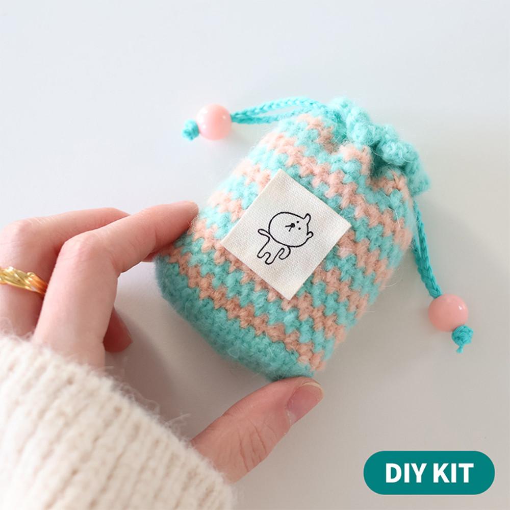 [바이브리] 코바늘 DIY 보송보송 쪼꼬미 코바늘 파우치 - 에어팟, 버즈, 악세사리