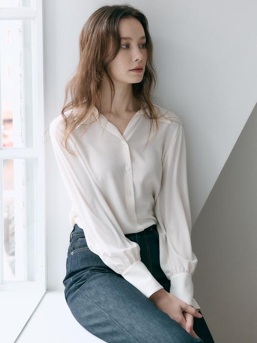 [Drama Signature] Wide Collar Silky Blouse_2color