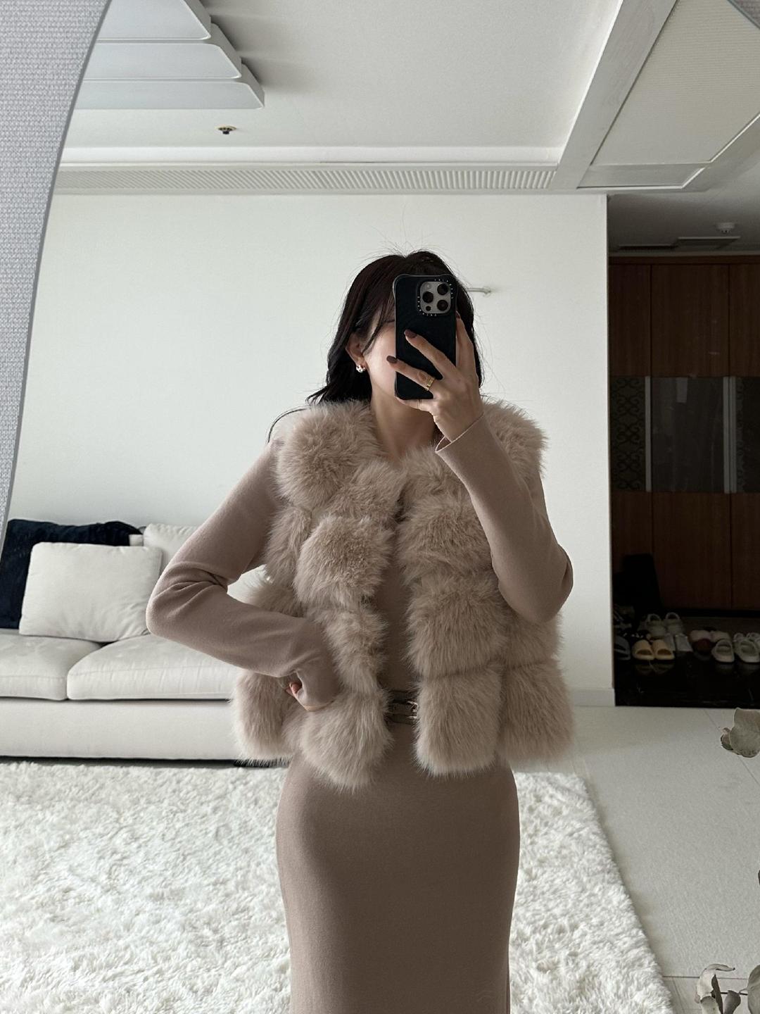 민트 (3컬러/핏이쁨) 라클 폼폼 페이크 폭스퍼 베스트 밍크조끼