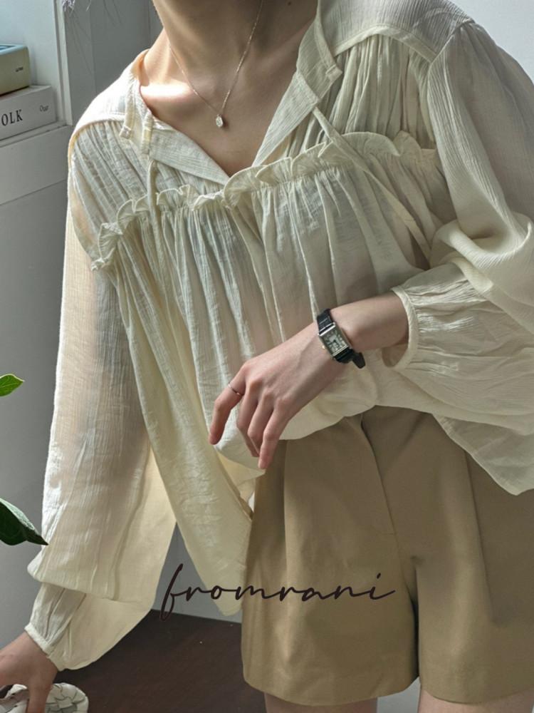 여자 봄 여름 오버핏 셔링 브이넥 리본끈 블라우스