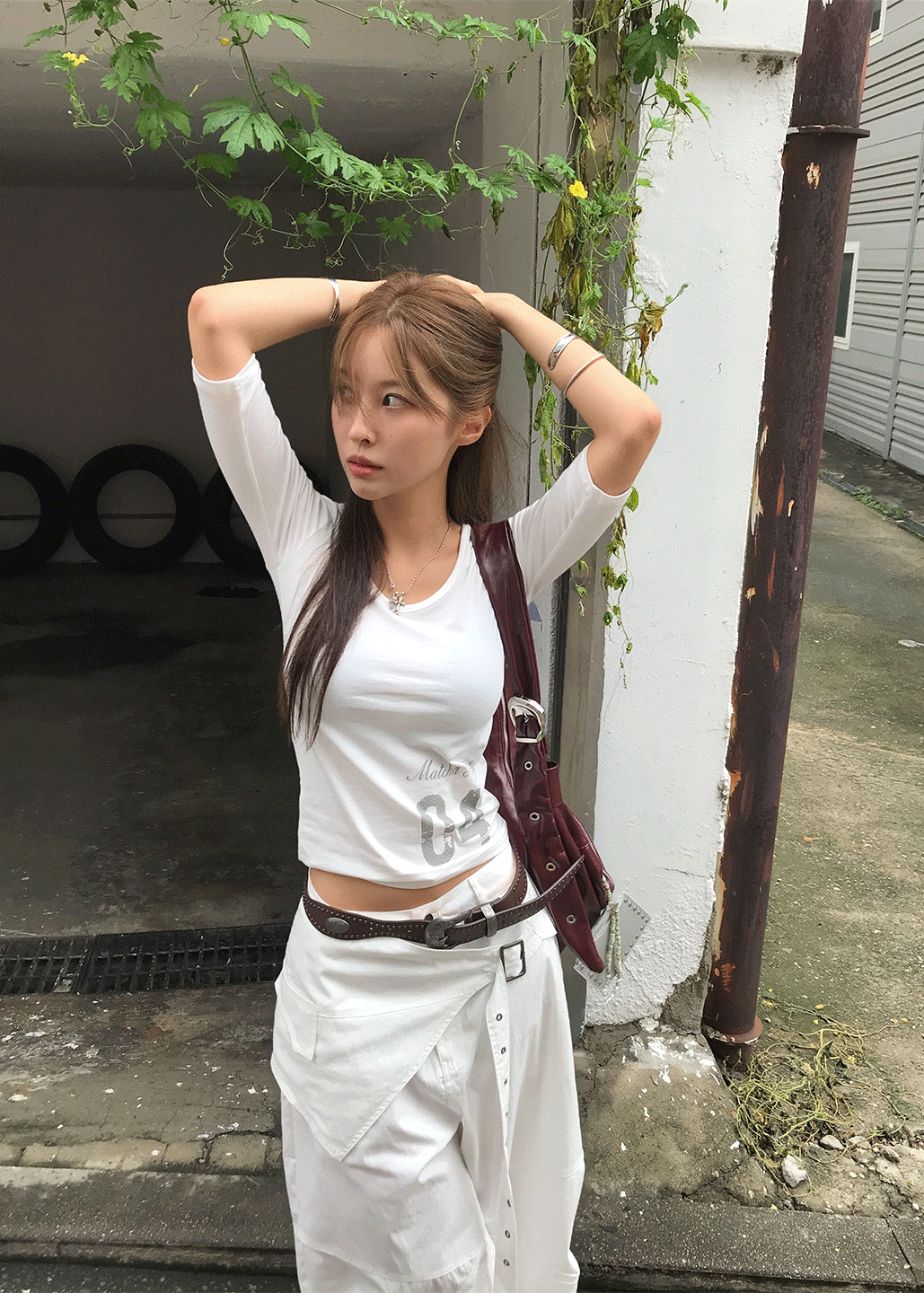서울베이스드 NUMBER MID SLEEVE TEE*차콜 당일배송*