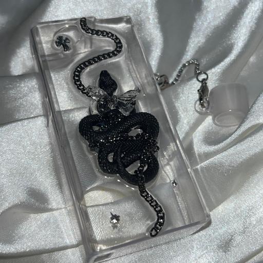쿠로쿠마 snake VALYRIAN case