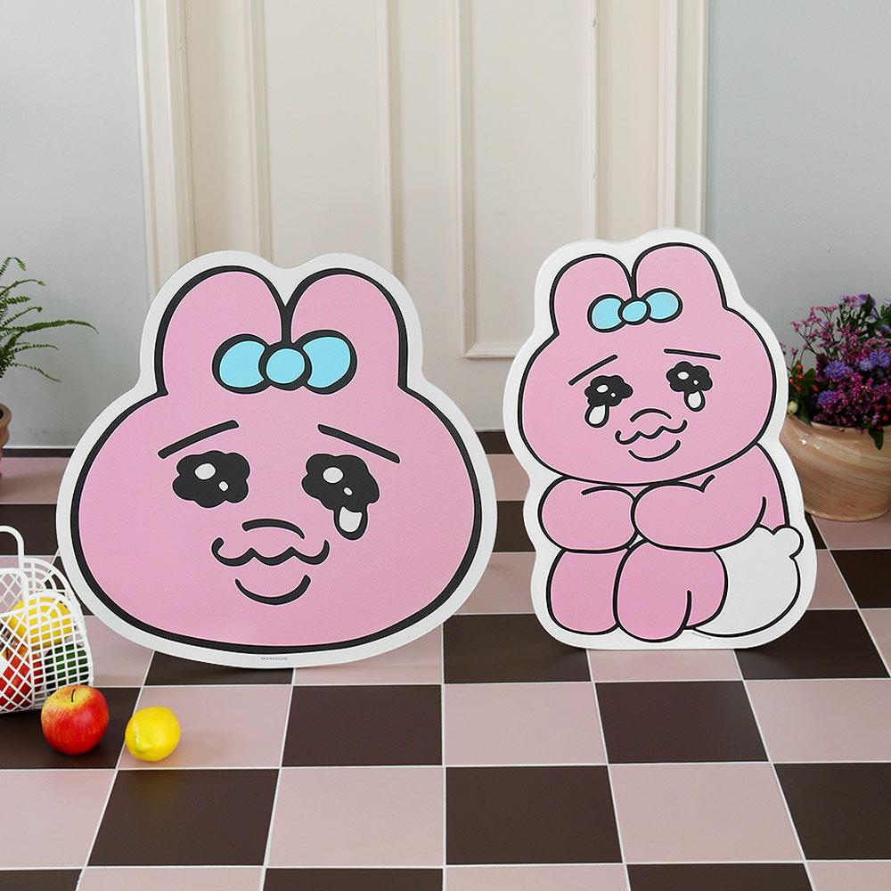 빤쮸토끼 굿즈 접이식 전신형 테이블