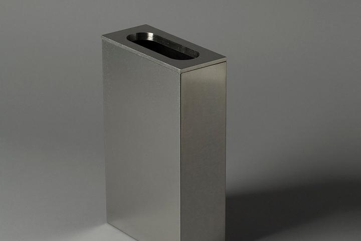 컴포지션 베이스 Rectangle Long, 스틸 화병