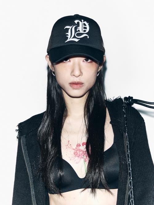 LOGO TRUCKER HAT BLACK