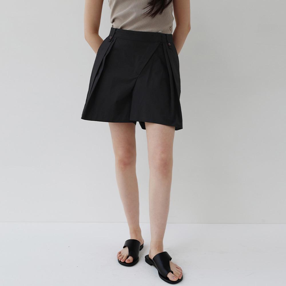 Diagonal line two tuck_black