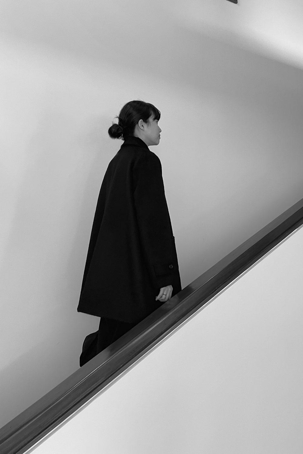 round collar alpaca coat