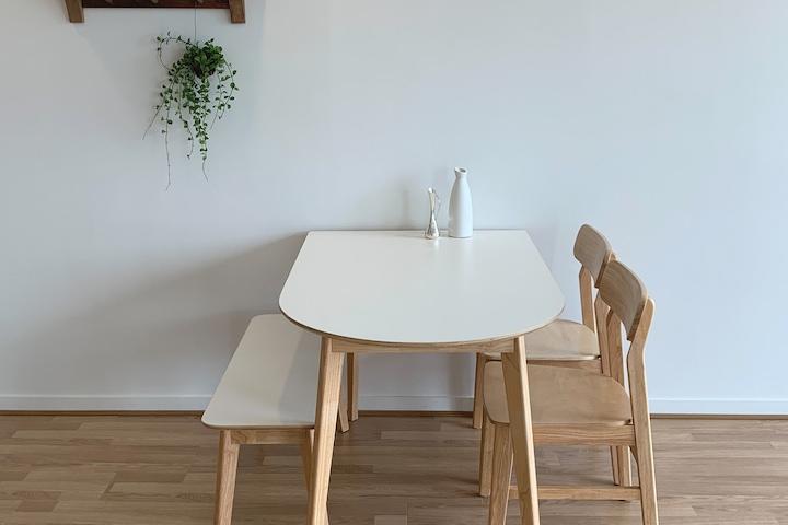 퓨어 하프문 화이트 반원 테이블 1200사이즈