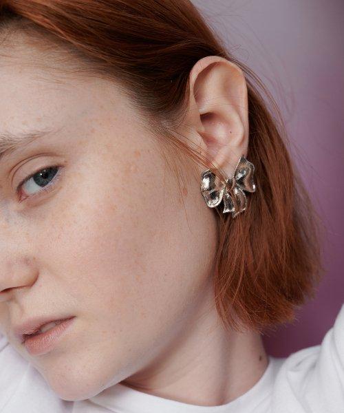 Bow Angel Earring
