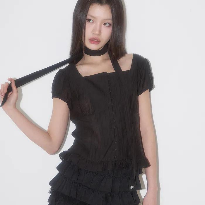 리본 타이 스퀘어넥 블라우스 블랙