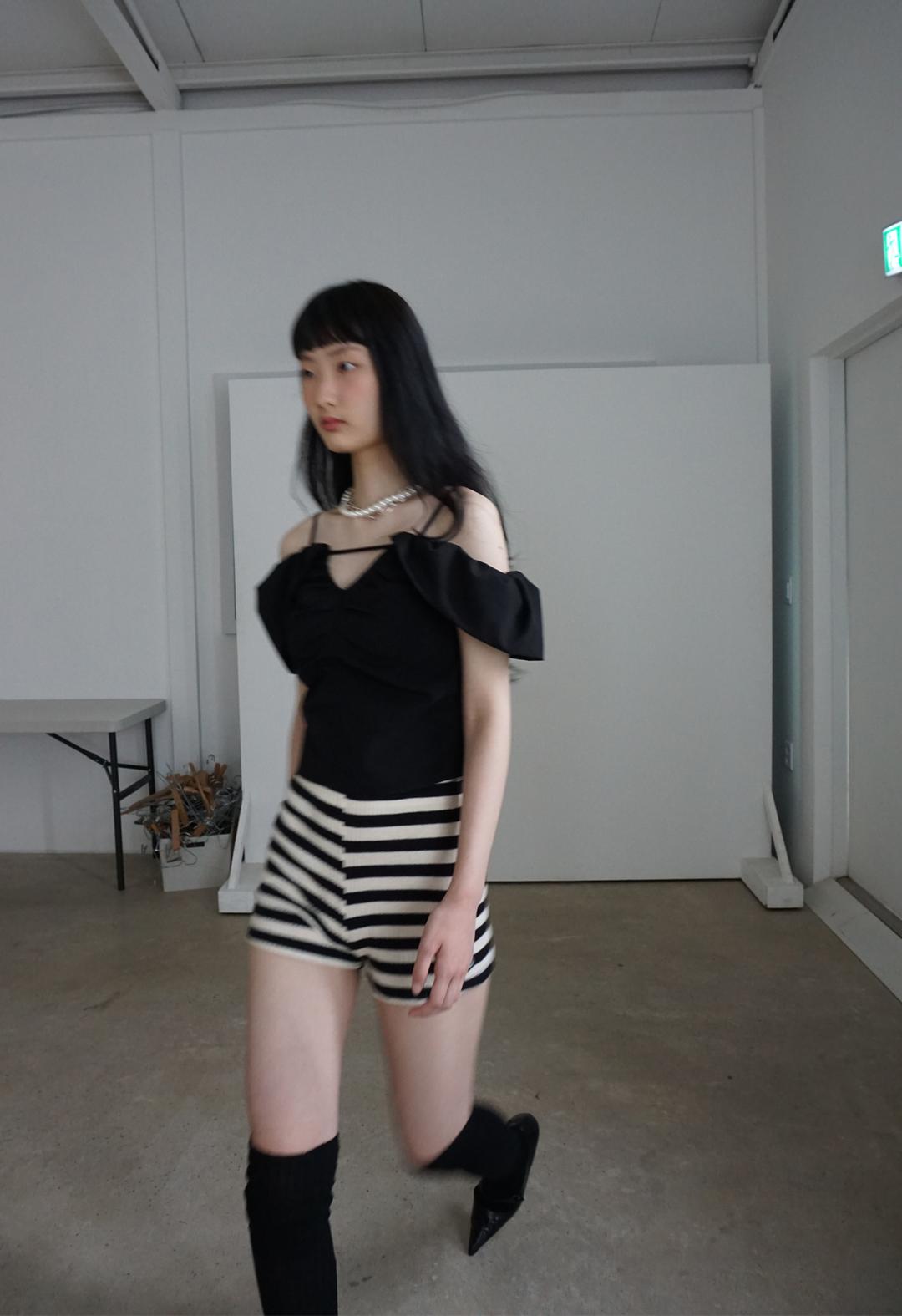 Momo Off Blouse, 2color