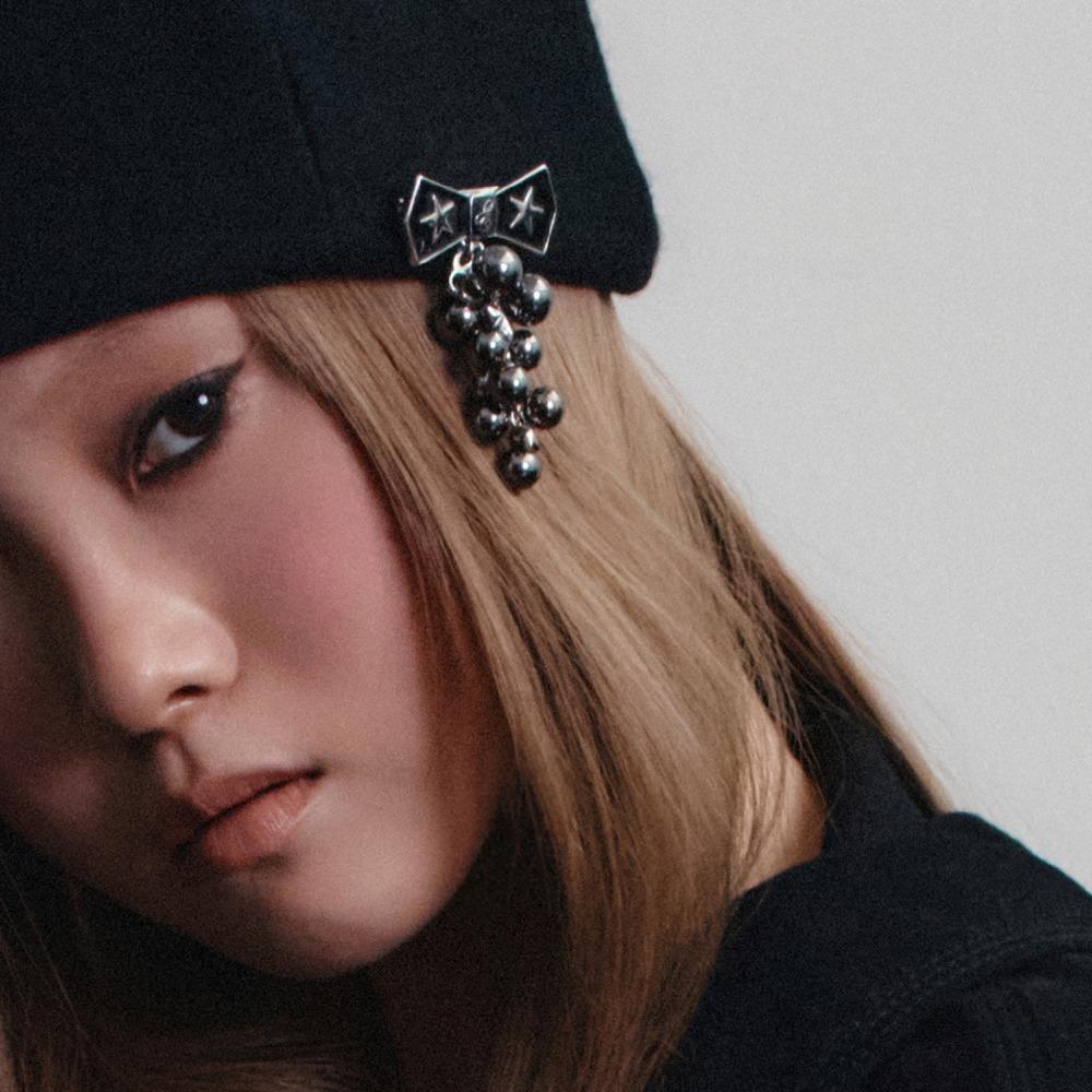 BOW&GRAPE BROOCH (BLACK)