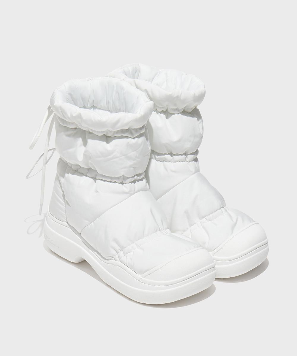 [NEW 10%| 11.22이내 출고] HAYDEN PUFF PADDED BOOTS MIDDLE - WHITE