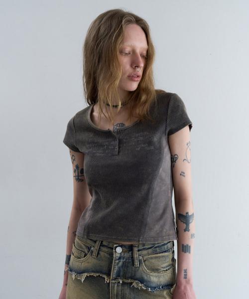 TOPSTITCH WAFFLE PIGMENT T-SHIRT [CHARCOAL]