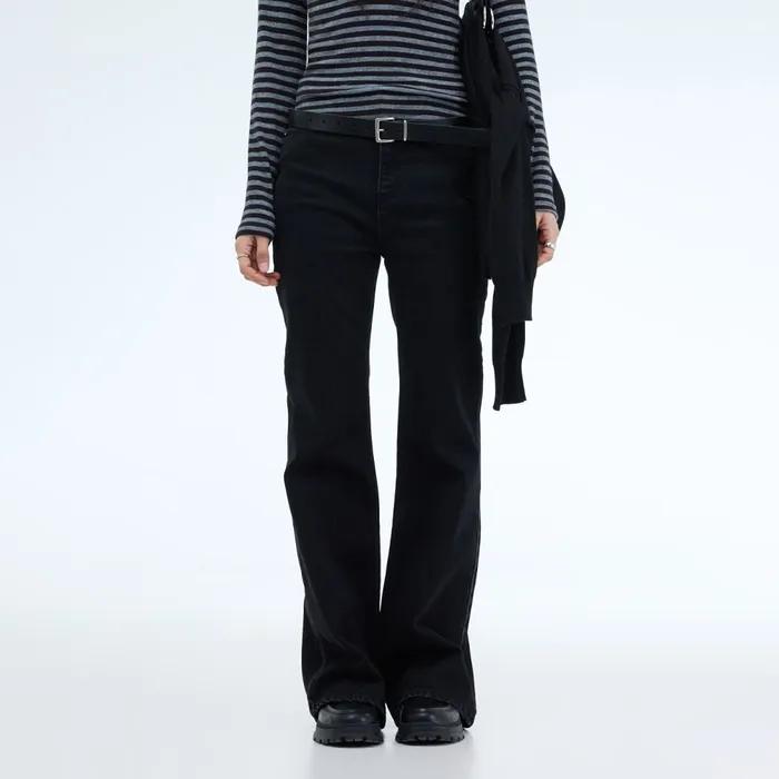 HIGH RISE SLIM FLARE JEANS-BLACK