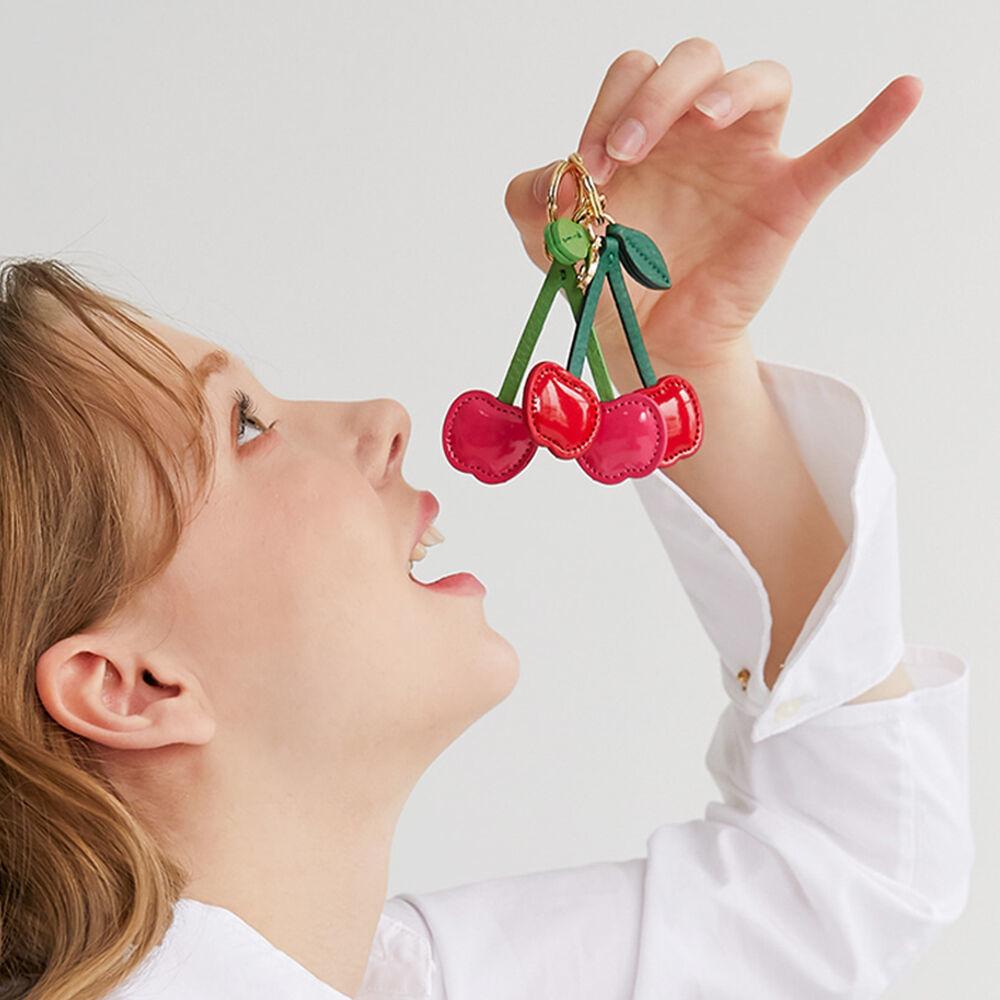 러브참 체리키링