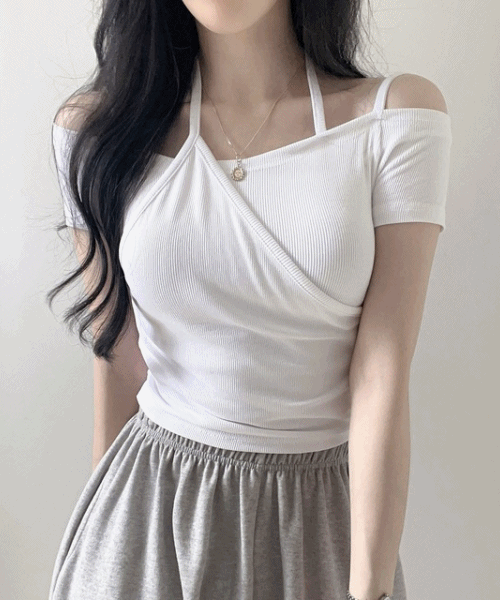 니드온 레이어 유니크 스트랩 반소매t