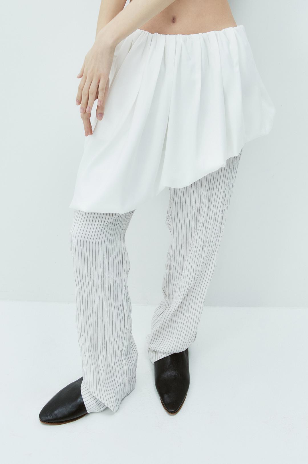 G_PUFF DRAPE SKIRT PANTS / WHITE
