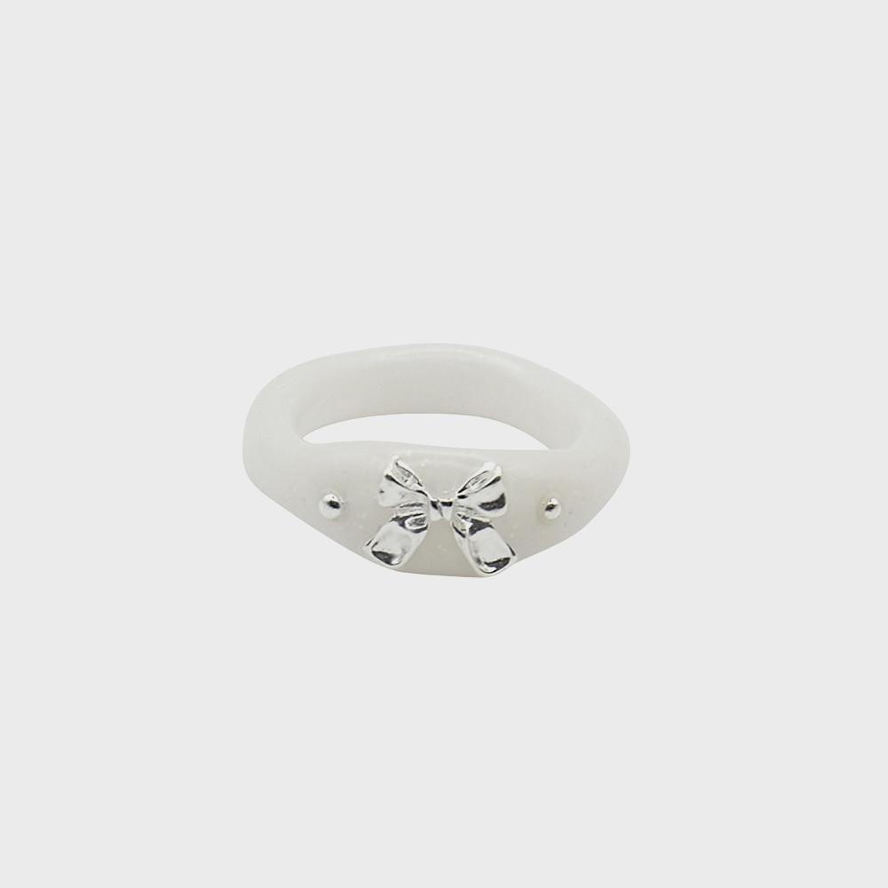ribbon metal ring-white