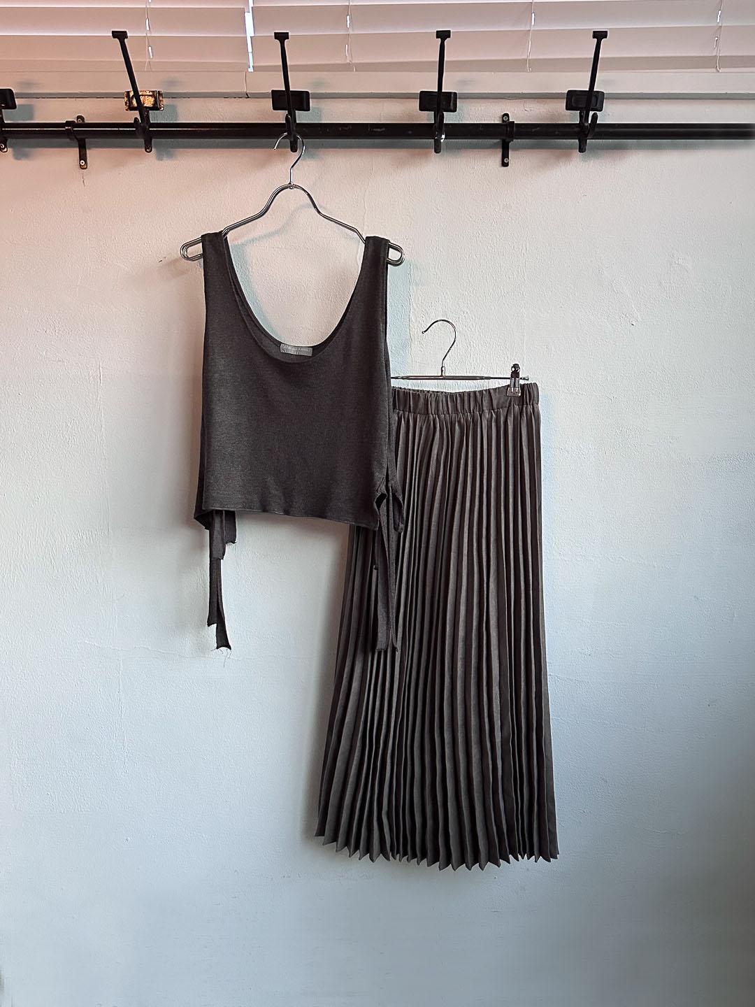 Pleated Banded Skirt S0906