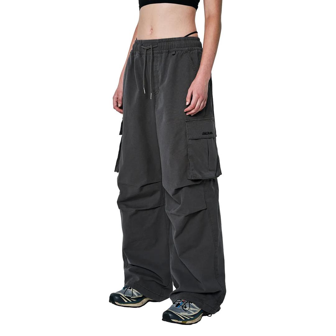 파라슈트 워싱 와이드 코튼 카고팬츠 - CHARCOAL