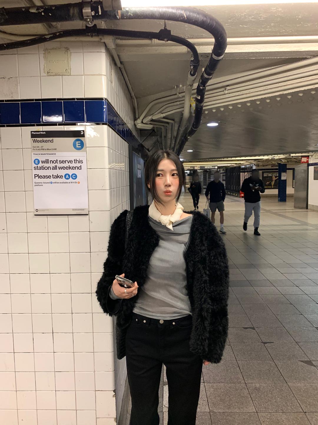 프릴리 [ONLY FLILY] Black_Avenue Fur Jacket