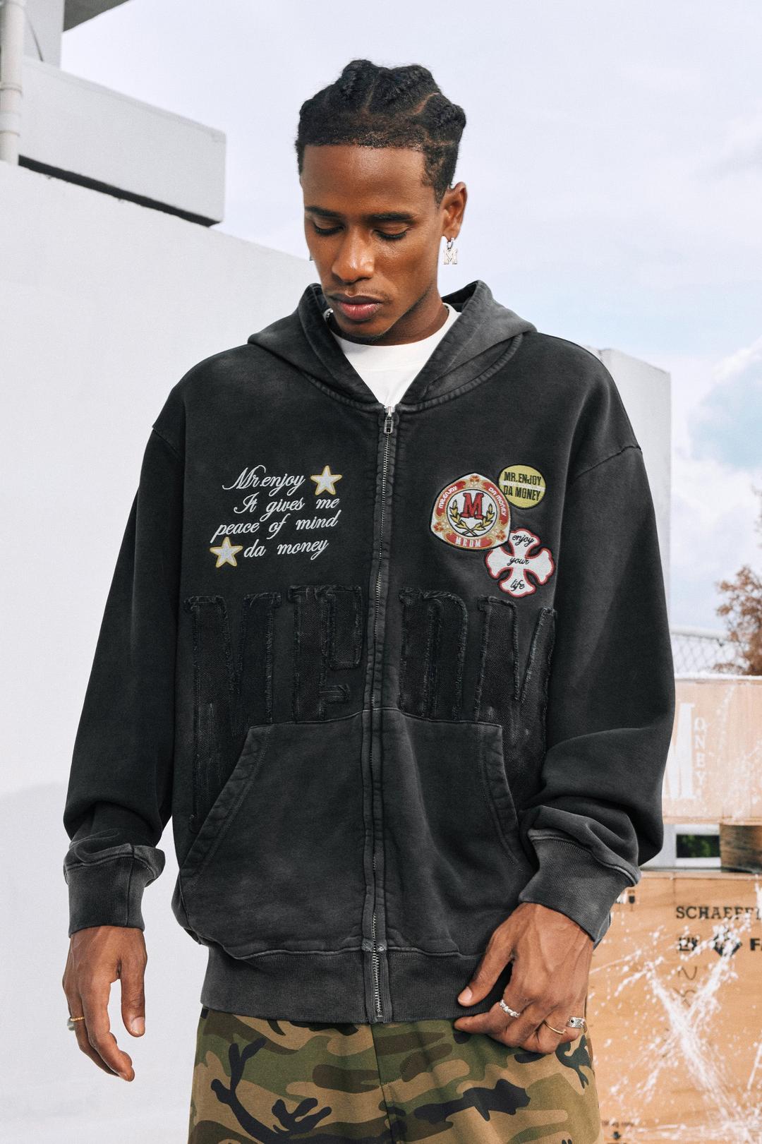 MEDM SHIELD BADGE HOODIE