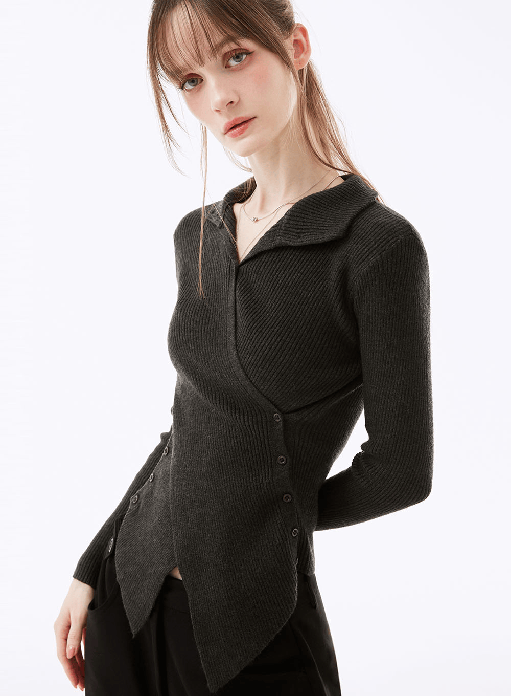 루킨즈 언발 랩 폴라 니트