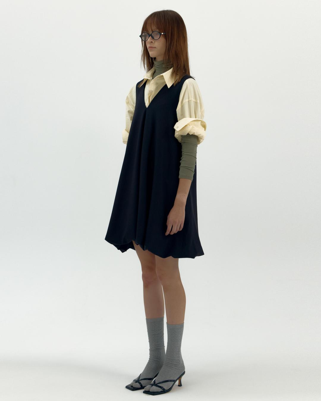 [2 COLOR] PUMPKIN V-NECK SLEEVELESS LAYERED DRESS_ BLACK