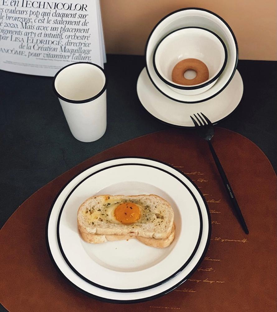 온어데일리 브런치 블랙 라인 양식 세라믹 접시 컵 볼