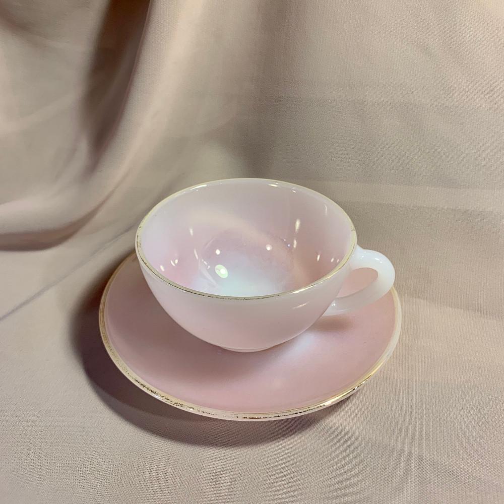 [중고] [빈티지] 프랑스 빈티지 아코팔 할리퀸 밀크글라스 핑크 1p