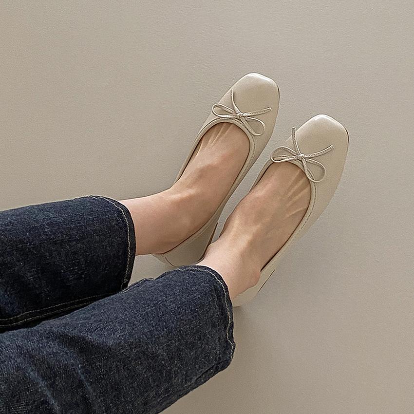 곰블리 [단독][MADE]🌼9만족판매🌼 멜로즈 하객룩 리본 플랫 슈즈 스퀘어 단화 구두 1cm (데이트,소개팅,졸업식,개강룩,봄,면접)